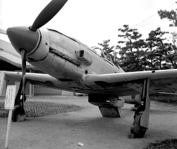 谷津遊園の航空機展示